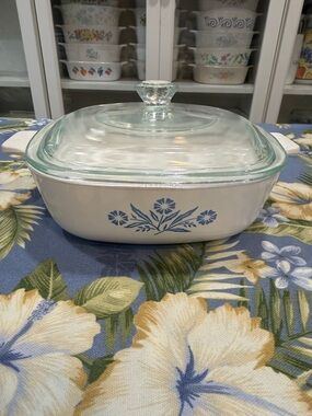 CorningWare Blue Cornflower Covered Casserole Dish P-1-B